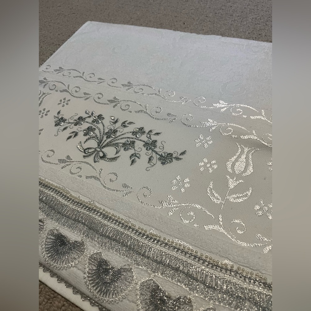 completely handmade traditional products handmade cross-stitch